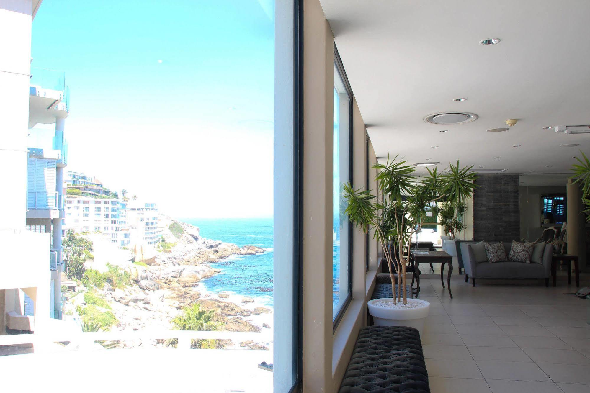 Ambassador Hotel And Self Catering Apartments Cape Town Exterior photo
