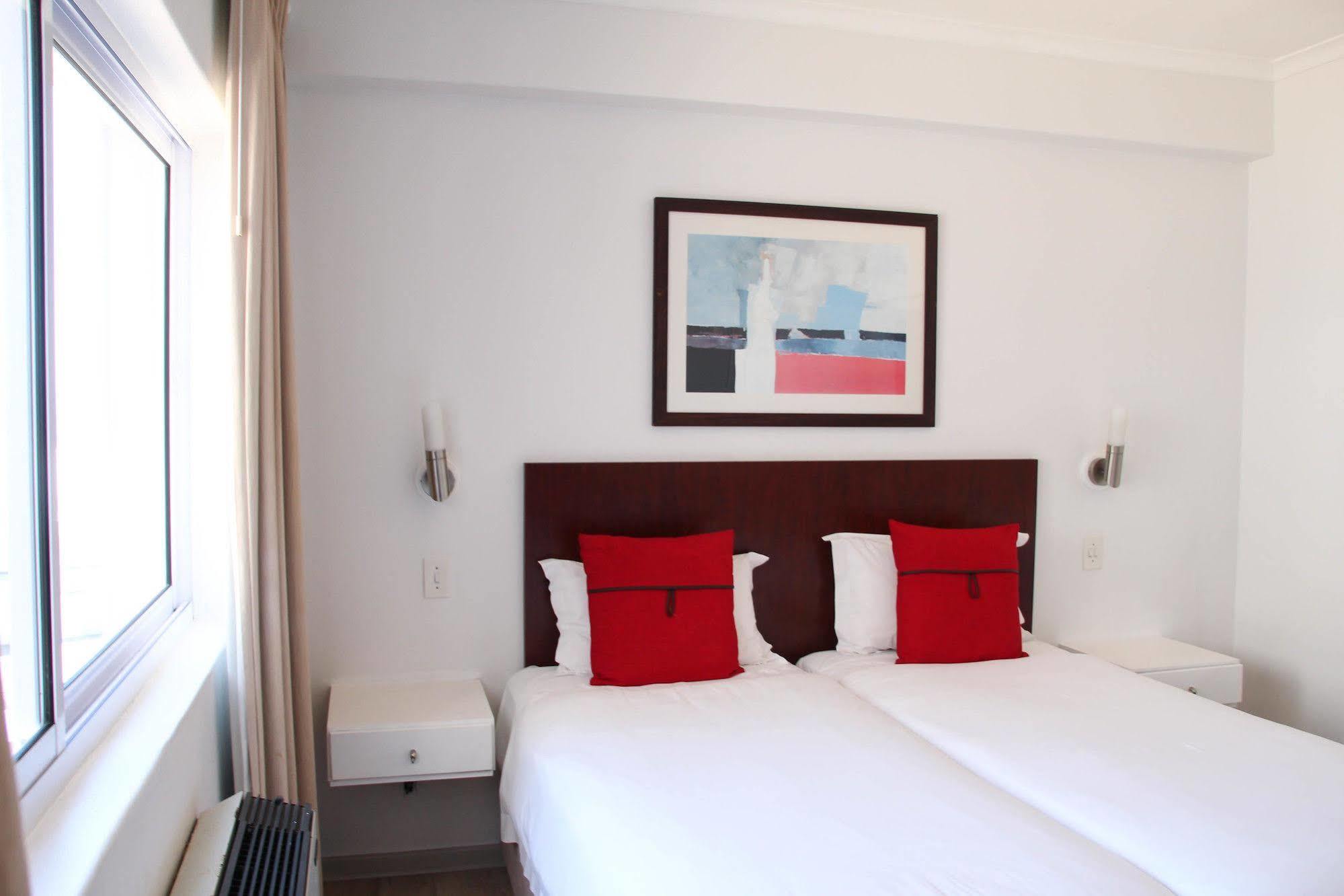 Ambassador Hotel And Self Catering Apartments Cape Town Exterior photo