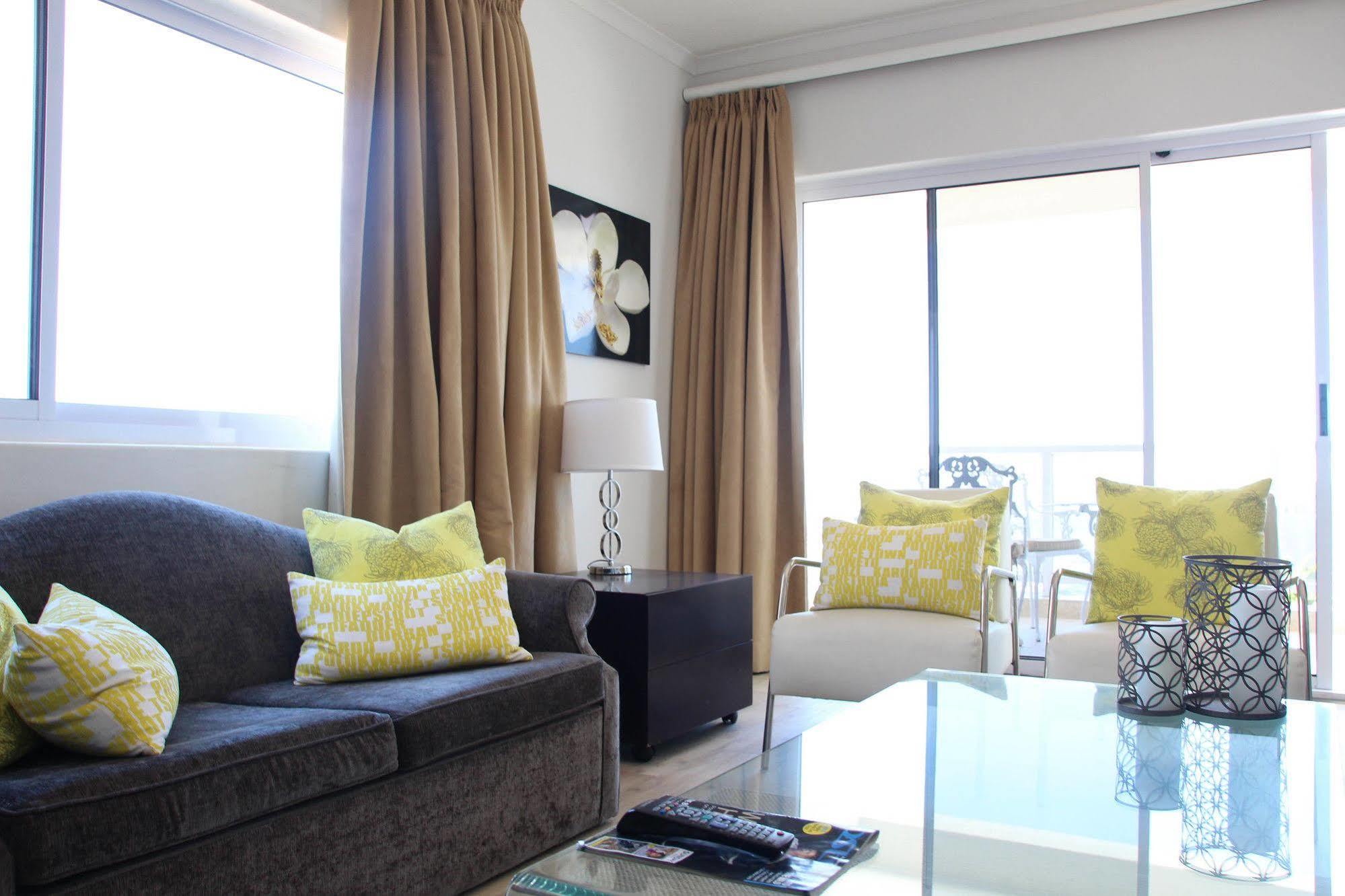 Ambassador Hotel And Self Catering Apartments Cape Town Exterior photo