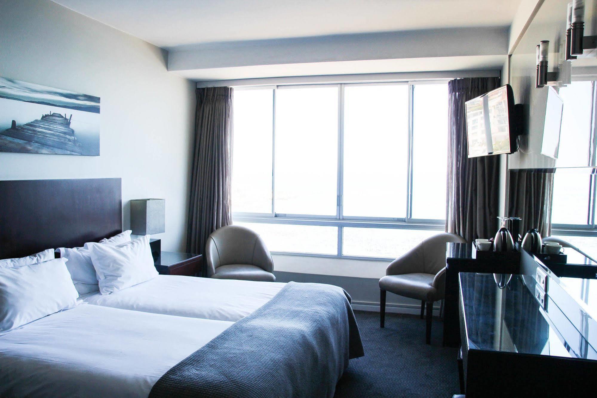 Ambassador Hotel And Self Catering Apartments Cape Town Exterior photo