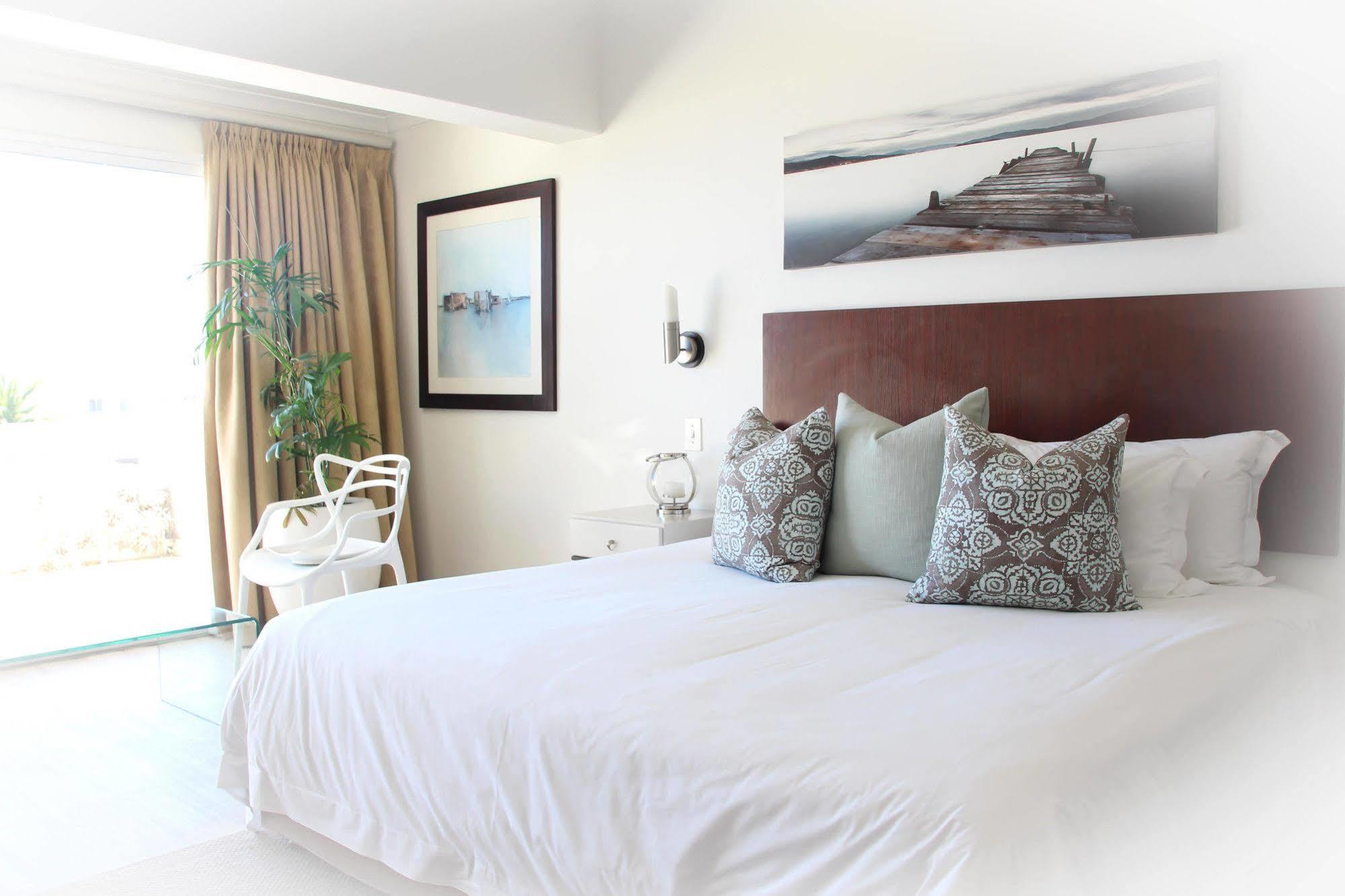 Ambassador Hotel And Self Catering Apartments Cape Town Exterior photo