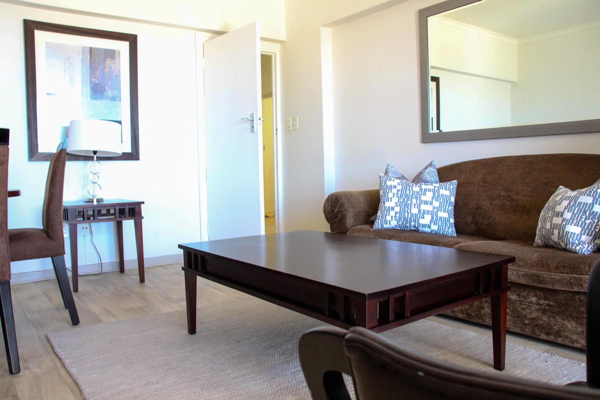 Ambassador Hotel And Self Catering Apartments Cape Town Exterior photo
