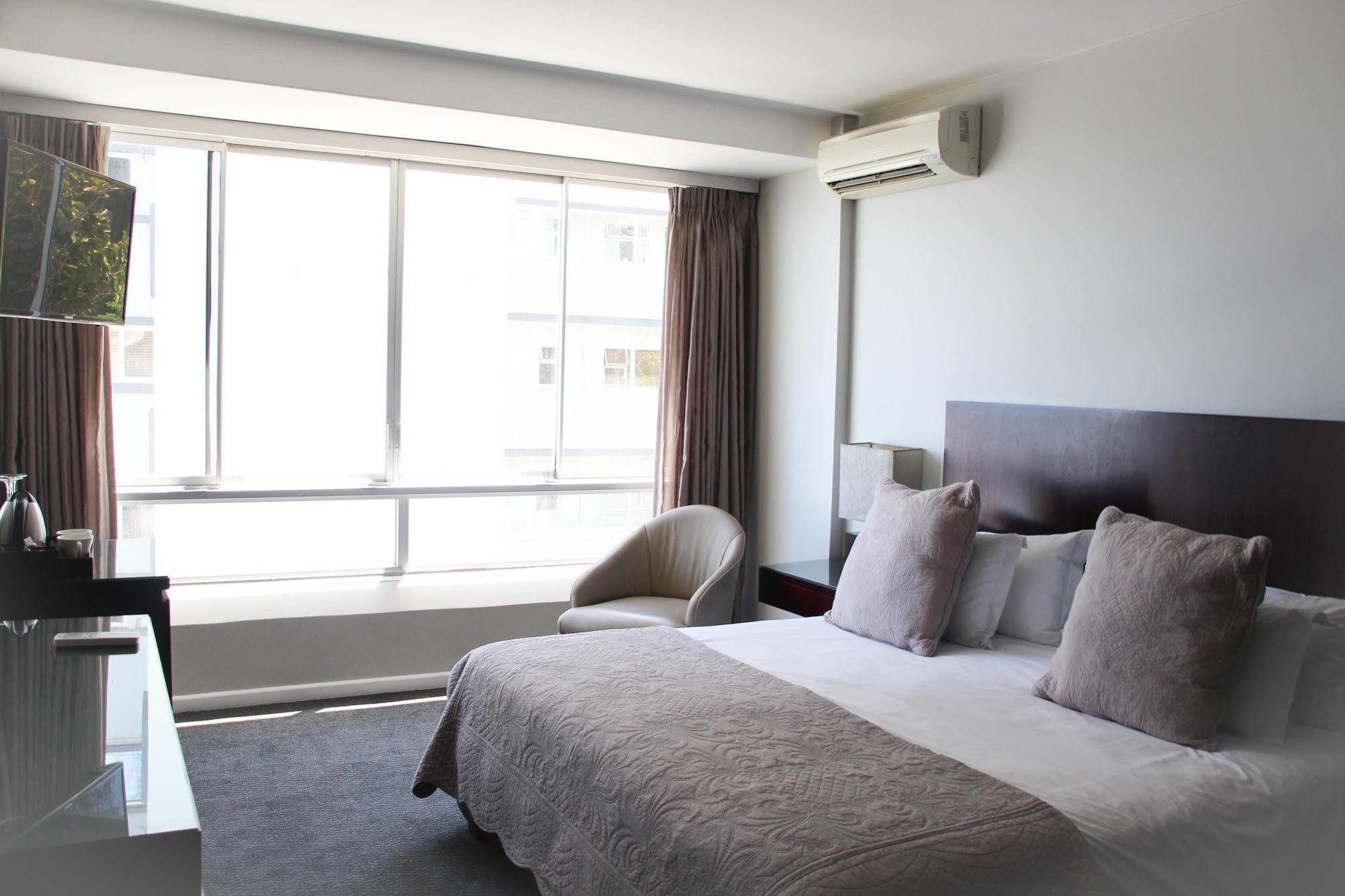 Ambassador Hotel And Self Catering Apartments Cape Town Exterior photo