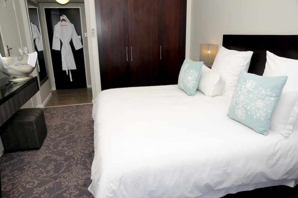 Ambassador Hotel And Self Catering Apartments Cape Town Exterior photo